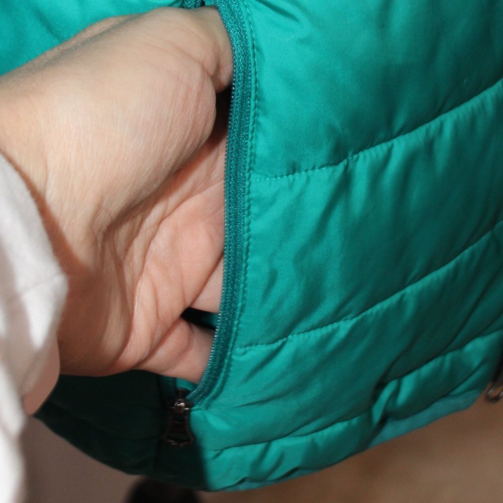 Columbia Sportswear Company X-Small Lightweight Green Down Jacket - Picture 9 of 14